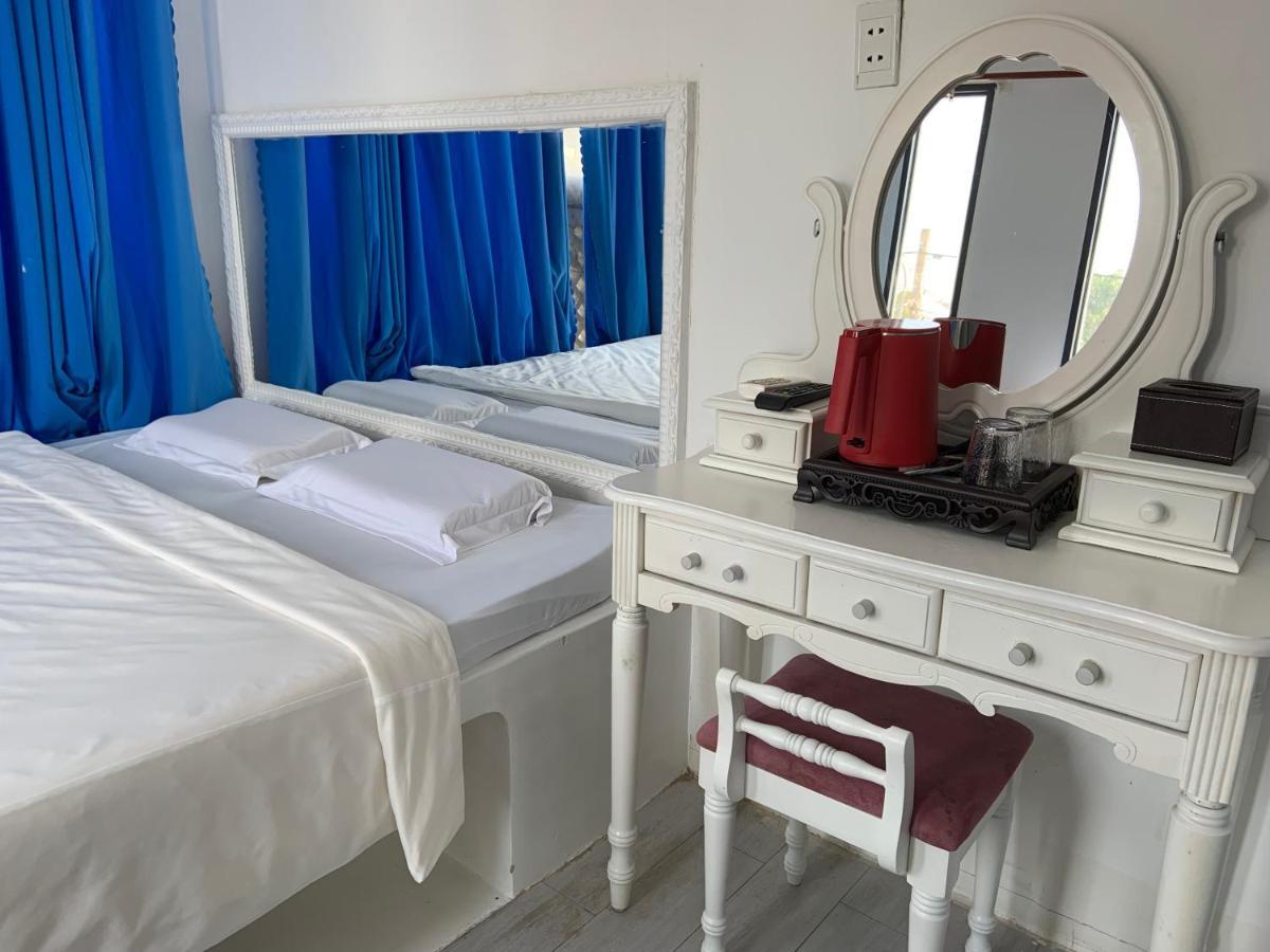 Hotel Mai Tuan Chanh Mon A Tay Ninh Exteriör bild