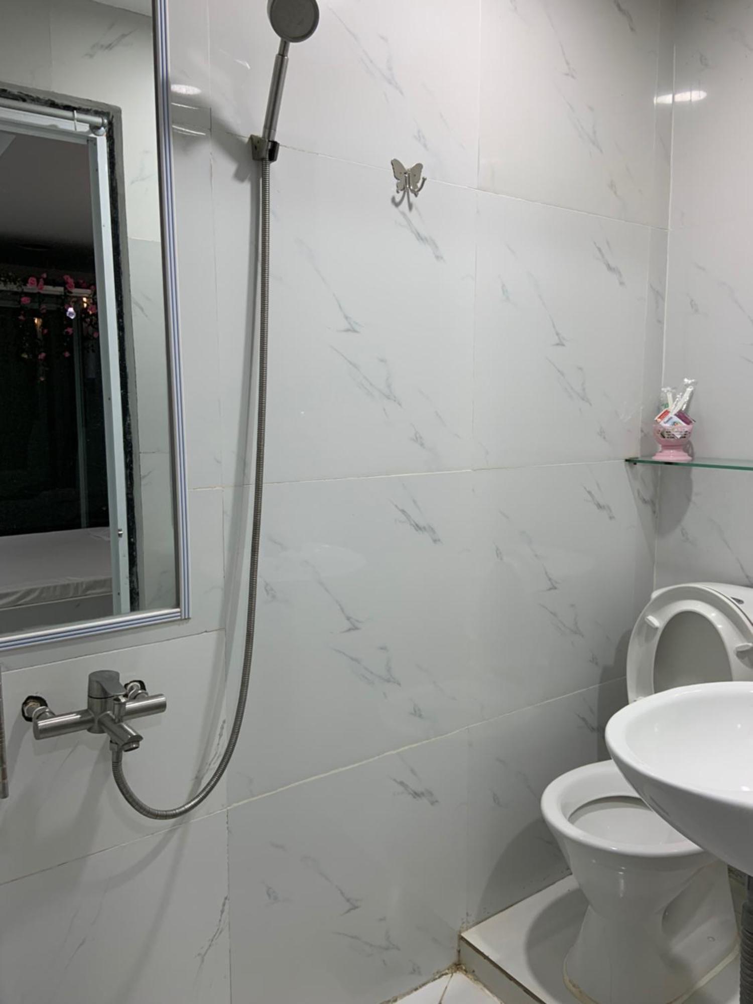 Hotel Mai Tuan Chanh Mon A Tay Ninh Exteriör bild